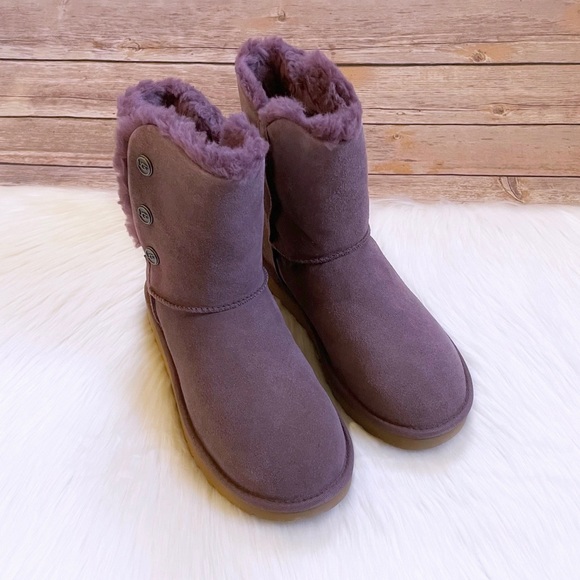 UGG Women’s Bailey Snaps Taro Suede Boots - Picture 6 of 10